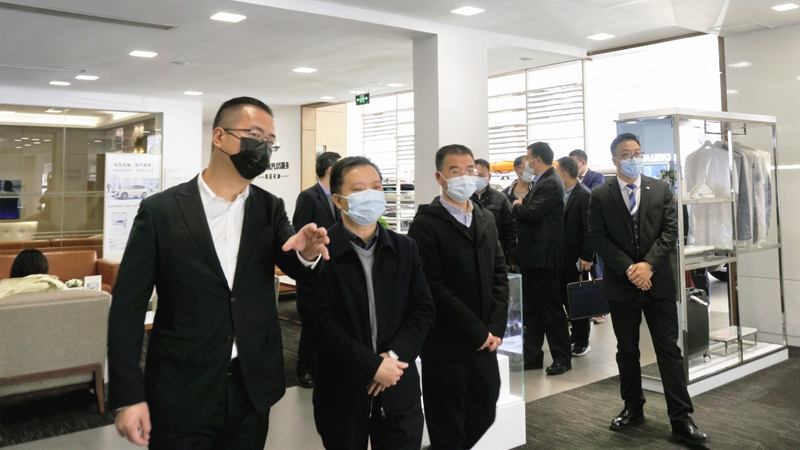 省供銷社、省興合集團領(lǐng)導(dǎo)赴金誠汽車開展基層“三服務(wù)”調(diào)研