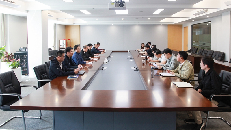 集團第一支部開展“學黨紀法規(guī)，守紀律底線”警示教育主題黨日活動